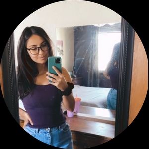 Meet your Posher, Kassandra